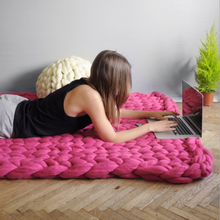 Load image into Gallery viewer, Chunky Knit Blanket
